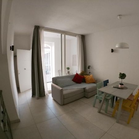 Apartmán Casa Abbatuzzu Acireale Exteriér fotografie
