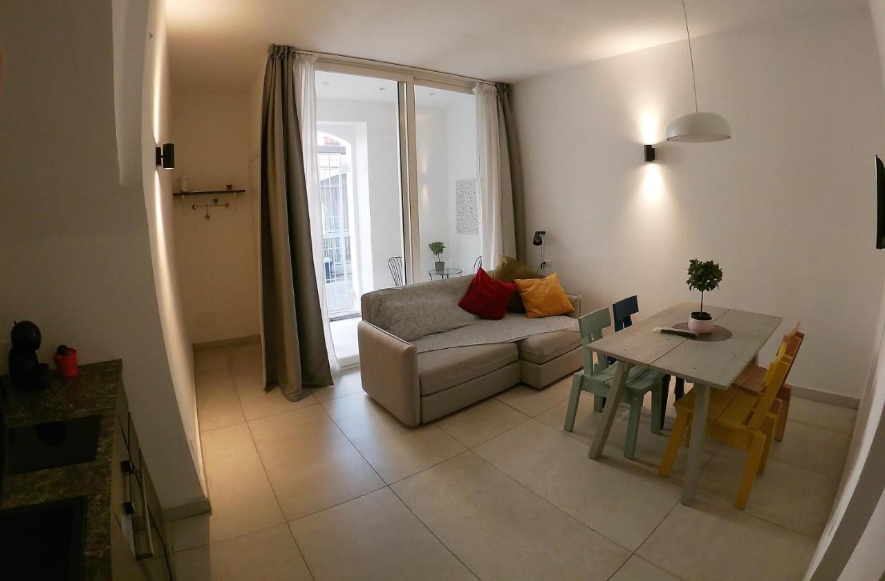 Apartmán Casa Abbatuzzu Acireale Exteriér fotografie
